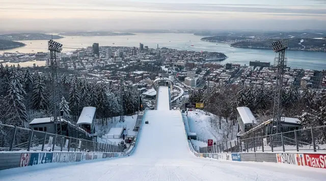 Oslo: 3-hour Holmenkollen ski jump hiking tour