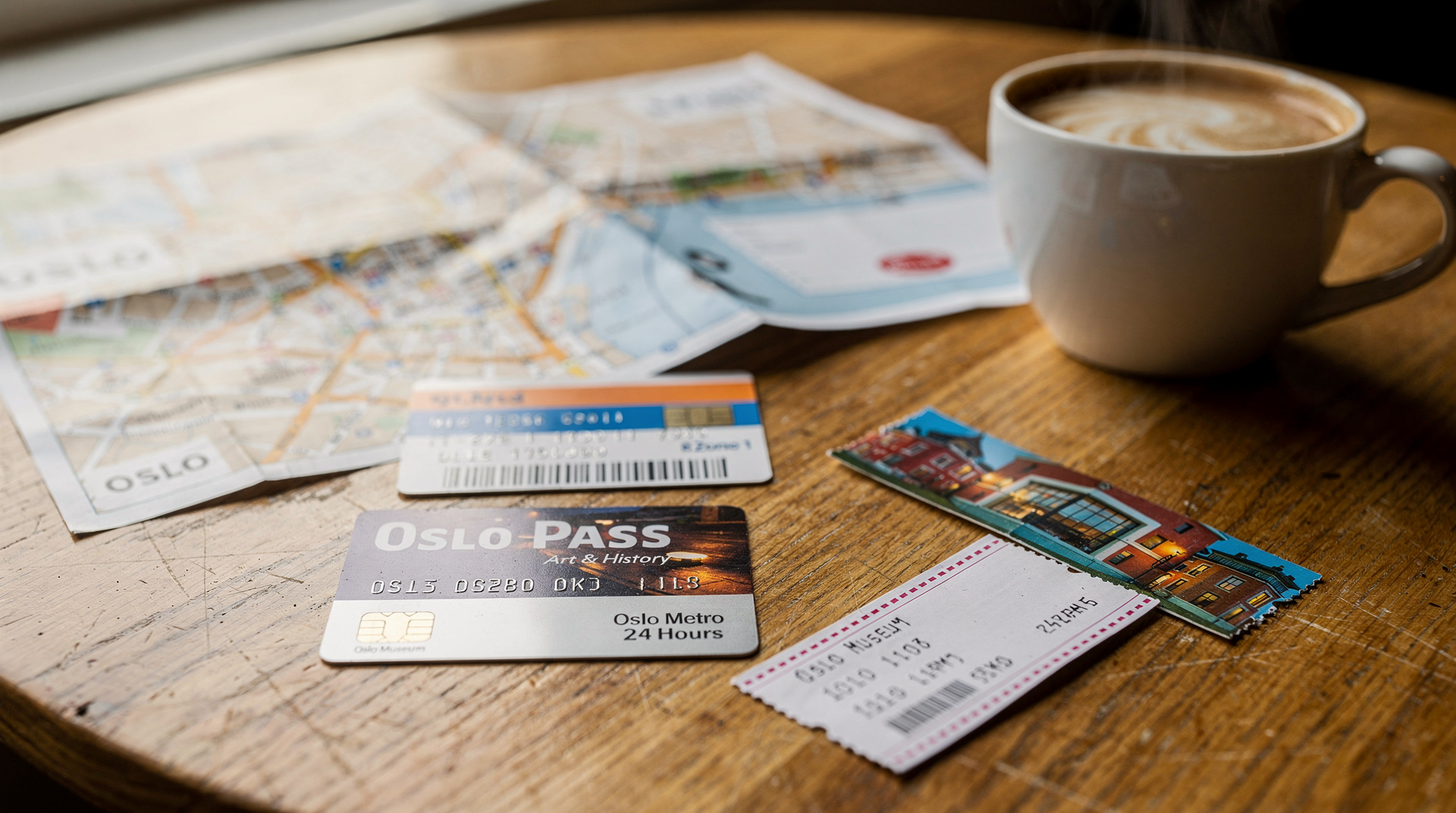 City sightseeing — Hop-on hop-off buses, guided walks, bike and e-scooter tours, and the Oslo Pass
