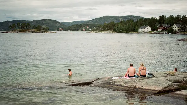Oslo: floating sauna and fjord swimming experience in central Oslo